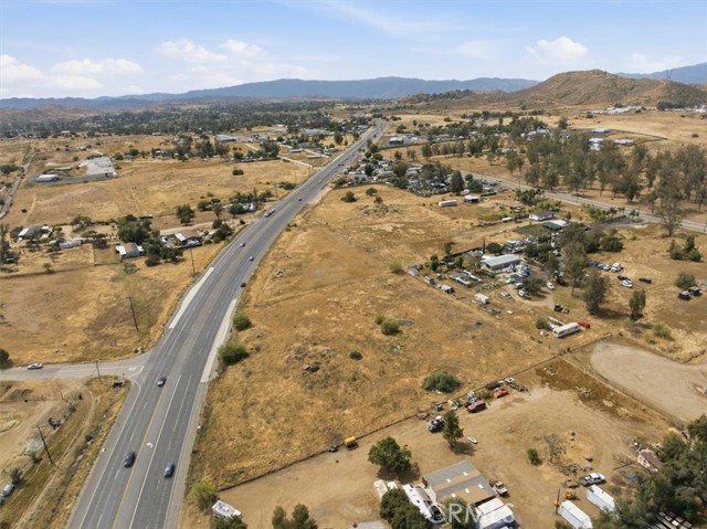 Detail Gallery Image 7 of 10 For 25605 State Highway 74, Perris,  CA 92570 - – Beds | – Baths