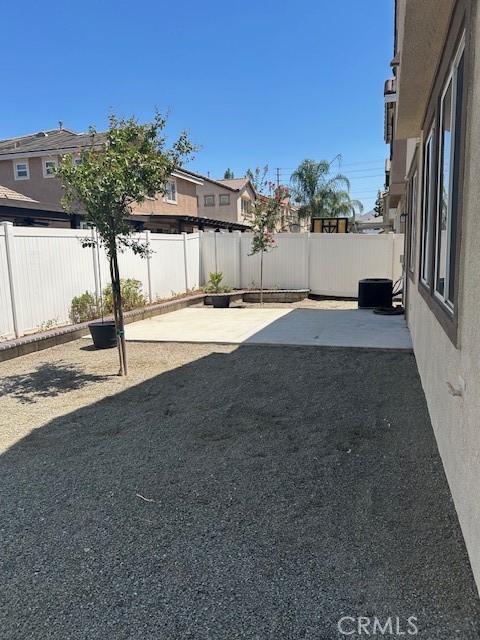 Detail Gallery Image 42 of 46 For 1911 Cefalu Ct, Riverside,  CA 92507 - 5 Beds | 2/1 Baths