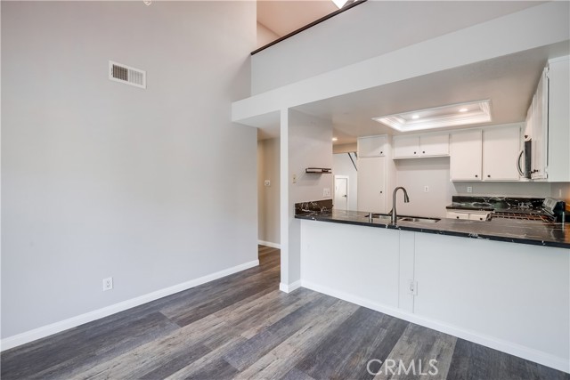 Detail Gallery Image 24 of 47 For 155 N Singingwood St #34,  Orange,  CA 92869 - 2 Beds | 2 Baths