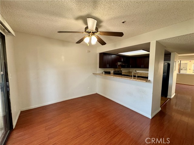 987 E Del Mar Boulevard, Pasadena CA: https://media.crmls.org/medias/8431df29-aa37-4889-ae39-446ea0022b9b.jpg