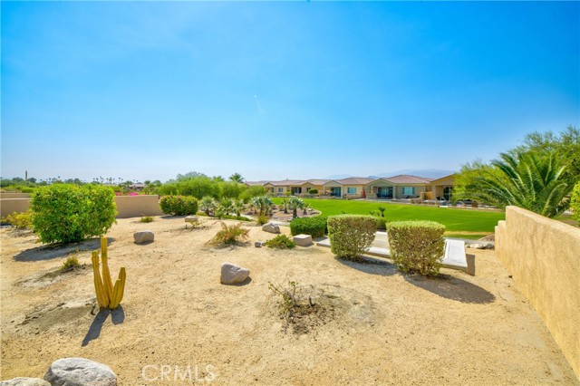 67263 S Chimayo Drive, Cathedral City CA: https://media.crmls.org/medias/84327e56-17a2-407e-80f3-a175fd54e094.jpg