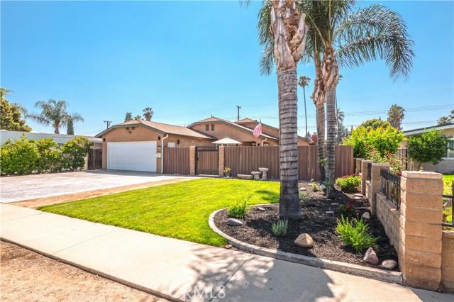 1039 N Grammont Avenue, Covina, CA, 91724 1039 N Grammont Avenue, Covina, CA, 91724
