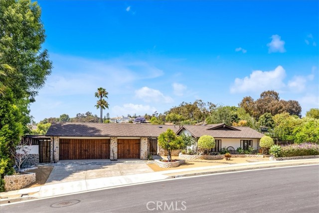 Image 27 of 72 For 27151 Mission Hills Drive