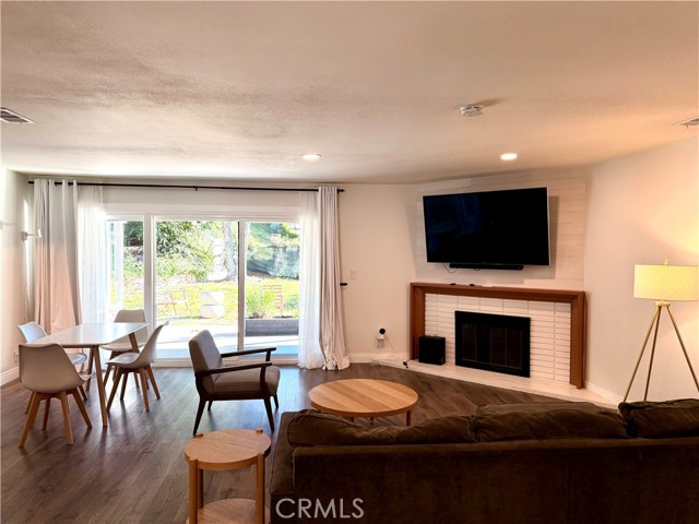 Detail Gallery Image 7 of 30 For 9912 Newcomb Ave, Whittier,  CA 90603 - 5 Beds | 3 Baths