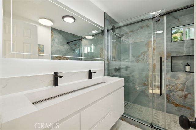 Detail Gallery Image 40 of 70 For 1290 E Woodbury, Pasadena,  CA 91104 - 5 Beds | 5 Baths