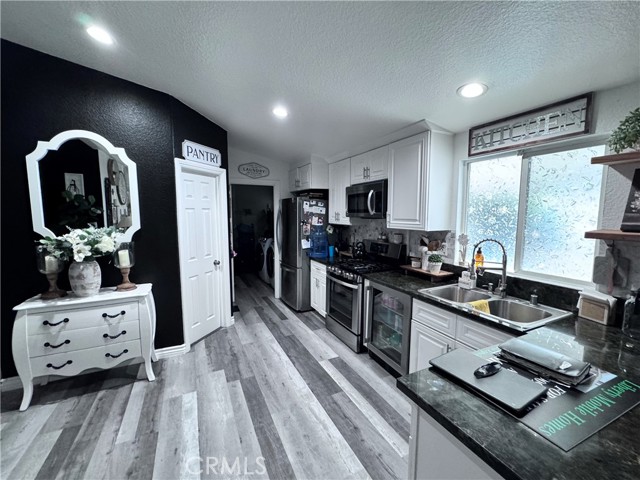 Detail Gallery Image 22 of 46 For 6130 Camino Real #242,  Jurupa Valley,  CA 92509 - 4 Beds | 2 Baths