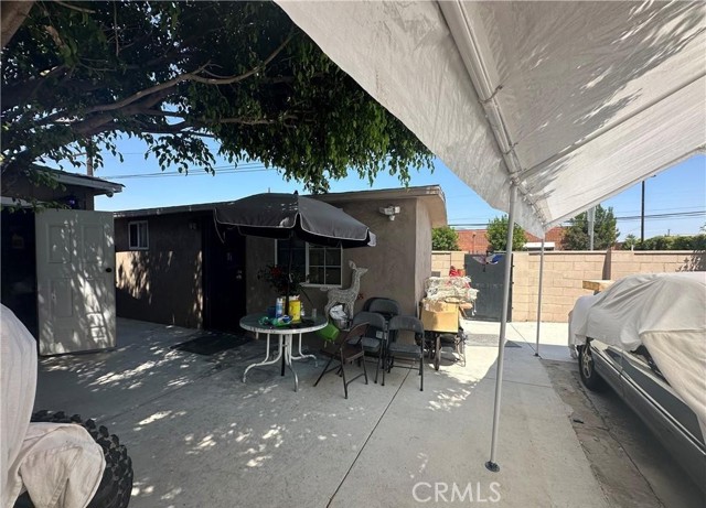 Detail Gallery Image 17 of 21 For 10673 Saticoy, Sun Valley,  CA 91352 - 3 Beds | 1 Baths