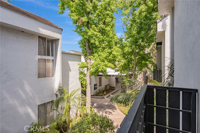 Detail Gallery Image 25 of 34 For 18645 Hatteras St #203,  Tarzana,  CA 91356 - 1 Beds | 1 Baths