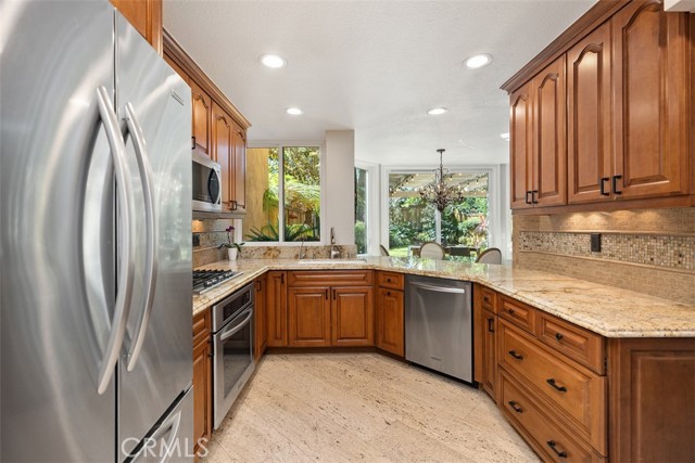 Detail Gallery Image 11 of 38 For 6 Stream, Laguna Niguel,  CA 92677 - 2 Beds | 2/1 Baths