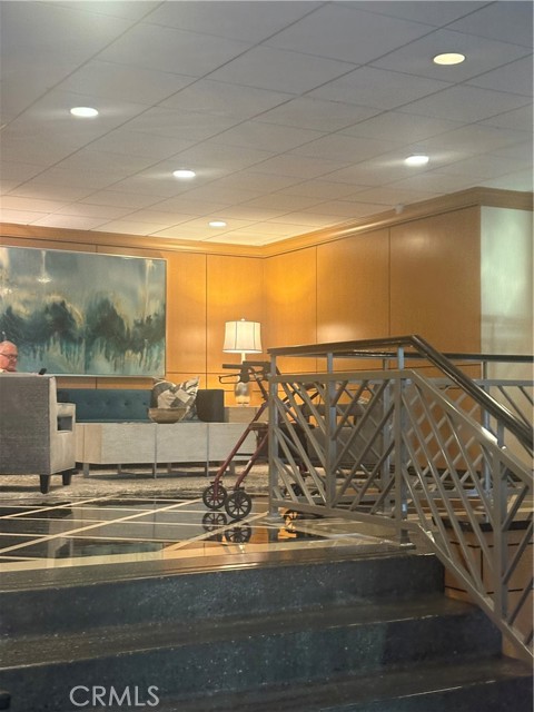 Detail Gallery Image 2 of 3 For 100 S Doheny Dr #521,  West Hollywood,  CA 90048 - 1 Beds | 1/1 Baths