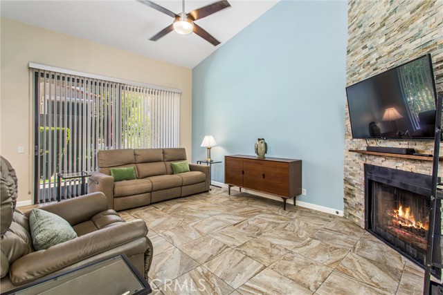 Detail Gallery Image 6 of 41 For 658 S Calle Petunia, Palm Springs,  CA 92262 - 2 Beds | 2 Baths