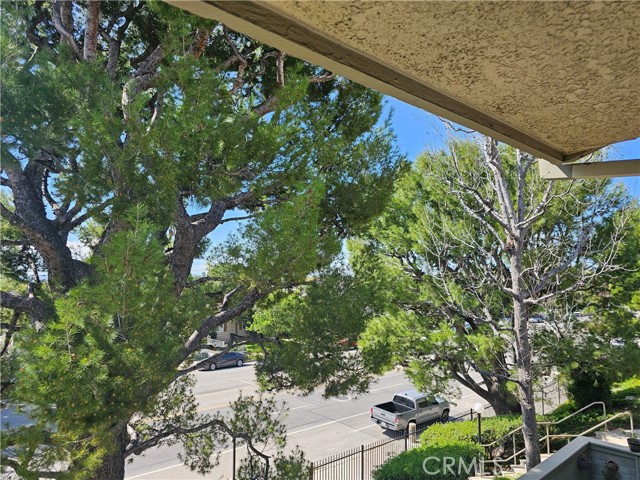Detail Gallery Image 25 of 33 For 15792 Midwood Dr #1,  Granada Hills,  CA 91344 - 4 Beds | 3 Baths