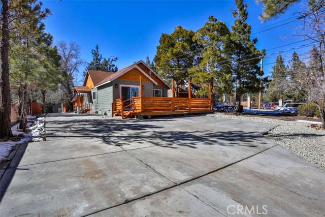 Detail Gallery Image 4 of 57 For 672 Talmadge, Big Bear Lake,  CA 92315 - 3 Beds | 2/1 Baths