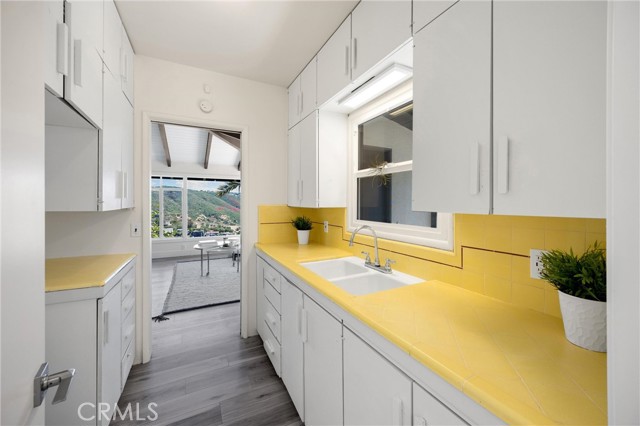 Detail Gallery Image 41 of 70 For 1961 Temple Hills Dr, Laguna Beach,  CA 92651 - 4 Beds | 4 Baths