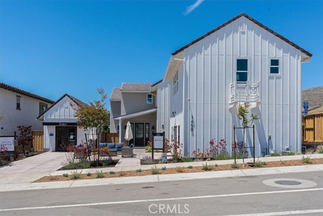 Detail Gallery Image 2 of 53 For 1458 Parsons Way, San Luis Obispo,  CA 93401 - 5 Beds | 5/1 Baths