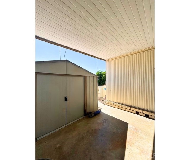 521 San Mateo Circle, Hemet CA: https://media.crmls.org/medias/843a3f6a-9e10-4264-81cc-46cd36241de5.jpg