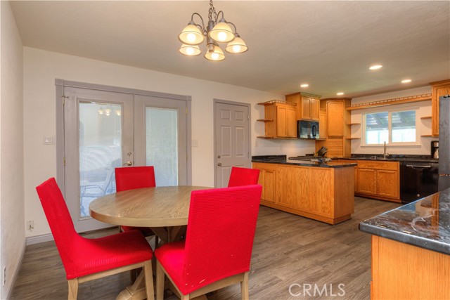 25 Pamela Jane Court, Oroville CA: https://media.crmls.org/medias/843a4fe8-f9fa-48cf-9a73-13e3ab388983.jpg