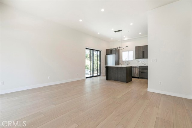 Detail Gallery Image 4 of 34 For 17440 Index St, Granada Hills,  CA 91344 - 3 Beds | 2 Baths