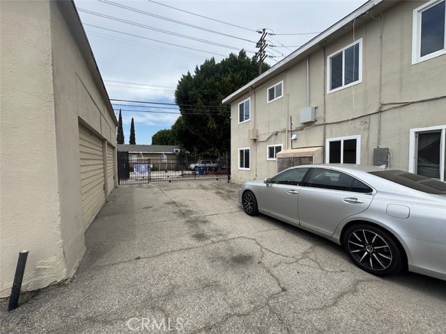 Detail Gallery Image 13 of 71 For 9205 S San Pedro St, Los Angeles,  CA 90003 - – Beds | – Baths