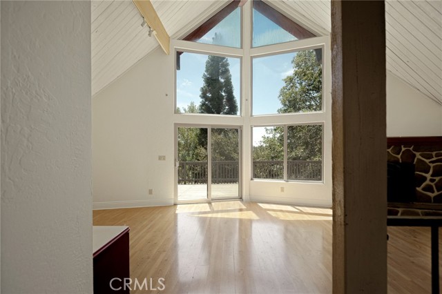 Detail Gallery Image 8 of 35 For 27711 Alpen Dr, Lake Arrowhead,  CA 92352 - 3 Beds | 3 Baths