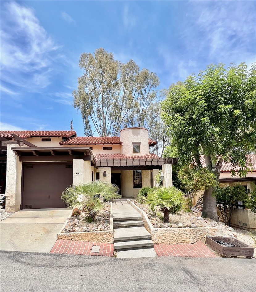 35 Cabrillo Drive