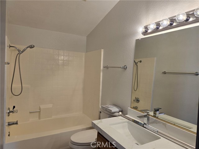 Detail Gallery Image 18 of 22 For 6455 N Ventura Ave, San Bernardino,  CA 92407 - 3 Beds | 2/1 Baths
