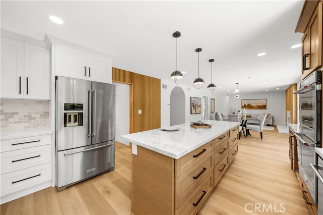 25011 Mammoth Circle, Lake Forest CA: https://media.crmls.org/medias/843de565-8e2d-4aa5-87fd-4cc7d0ef02ac.jpg