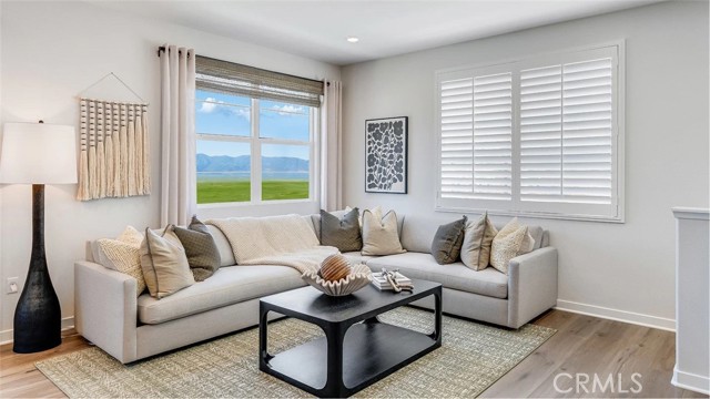 Detail Gallery Image 8 of 25 For 2612 E Hyde Paseo, Ontario,  CA 91762 - 4 Beds | 3/1 Baths