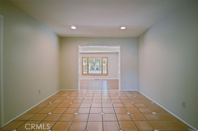Detail Gallery Image 10 of 50 For 2521 Wildrose Ln, Upland,  CA 91784 - 4 Beds | 3 Baths