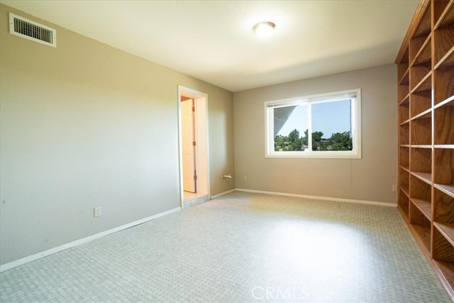 2322 Almond Springs Drive, Paso Robles CA: https://media.crmls.org/medias/843e5b83-e7fe-4fa8-a0a7-bf9fd6de046c.jpg