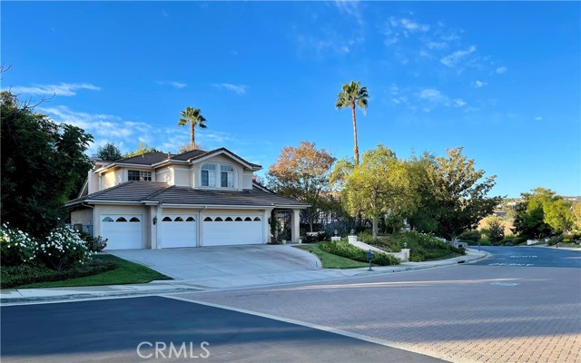 18500 Saint Moritz Drive, Tarzana (los Angeles), California 91356, 4 Bedrooms Bedrooms, ,3 BathroomsBathrooms,Residential,For Sale,18500 Saint Moritz Drive,CRSR24160134