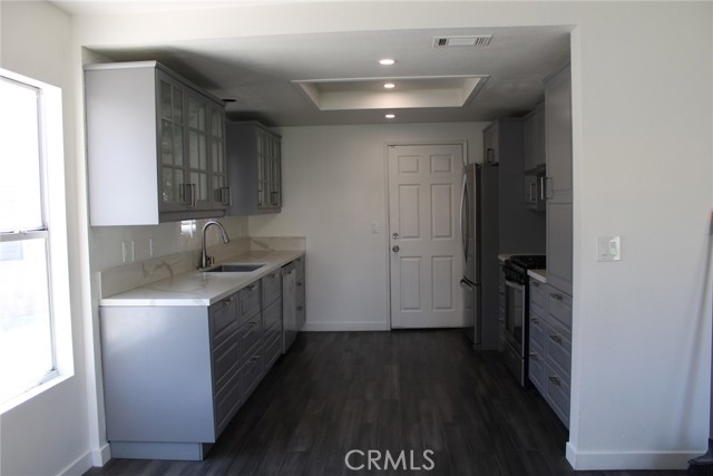 Detail Gallery Image 18 of 21 For 1915 E 120th St, Los Angeles,  CA 90059 - 4 Beds | 3 Baths