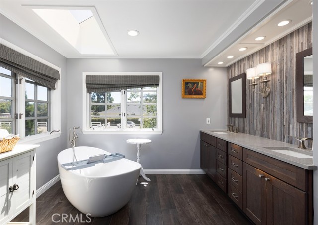 10762 Meads, Orange CA: https://media.crmls.org/medias/8441d97f-25a1-49d8-a2a8-ff9cee01acbb.jpg