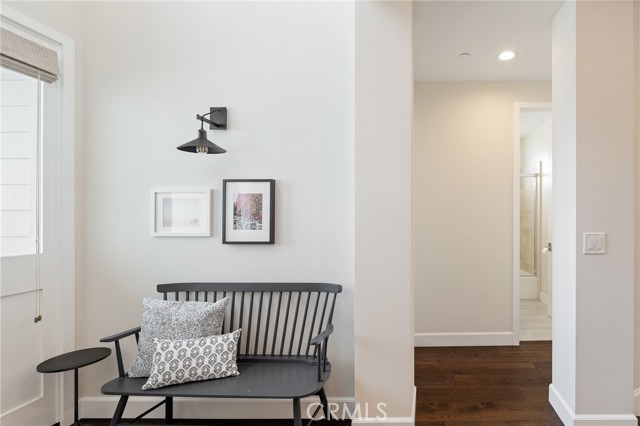 550 Helberta Avenue, Redondo Beach, California 90277, 5 Bedrooms Bedrooms, ,3 BathroomsBathrooms,Residential,Sold,Helberta,SB21204332