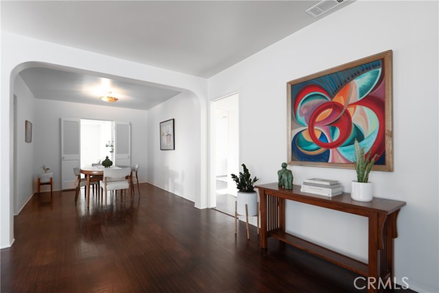 Detail Gallery Image 5 of 26 For 464 W Columbia Ave, Pomona,  CA 91768 - 3 Beds | 2 Baths