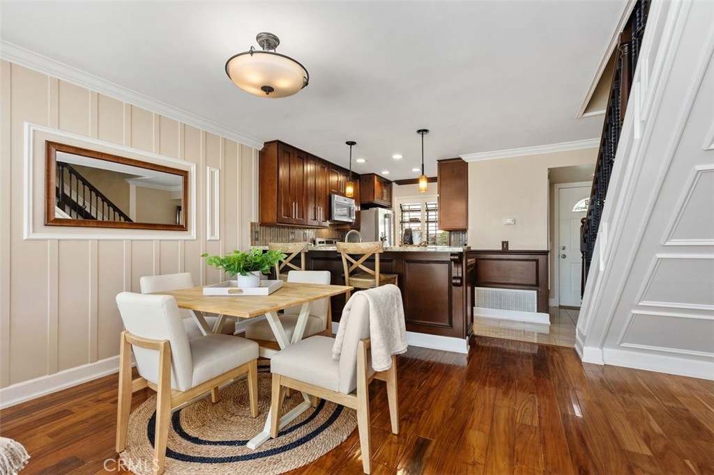 26 Lakepines