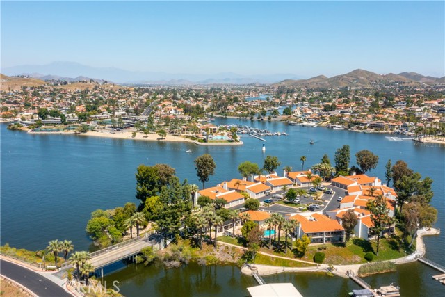 Detail Gallery Image 33 of 41 For 22084 Treasure Island Dr #29,  Canyon Lake,  CA 92587 - 2 Beds | 2 Baths
