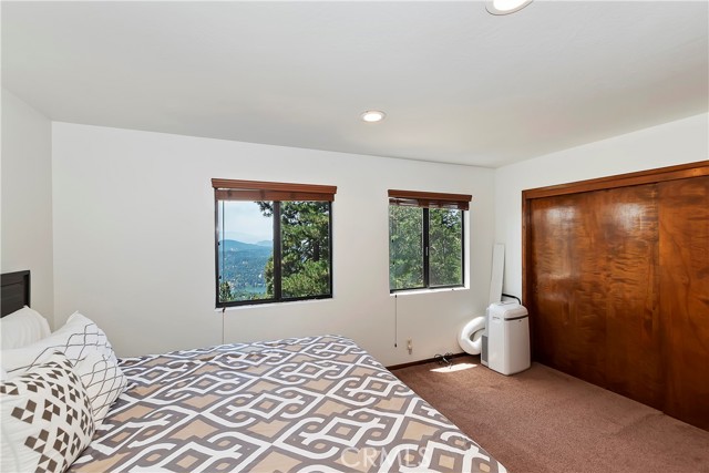 Detail Gallery Image 17 of 27 For 824 Pine Trl, Twin Peaks,  CA 92391 - 2 Beds | 2 Baths