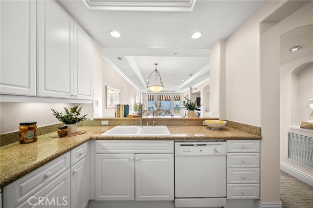 Detail Gallery Image 9 of 46 For 25382 Sea Bluffs Dr #8107,  Dana Point,  CA 92629 - 2 Beds | 2 Baths