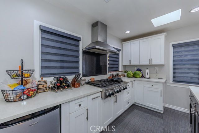4712 Townsend Avenue, Los Angeles CA: https://media.crmls.org/medias/84468c44-04f3-4df8-838c-4bd4d5b19328.jpg
