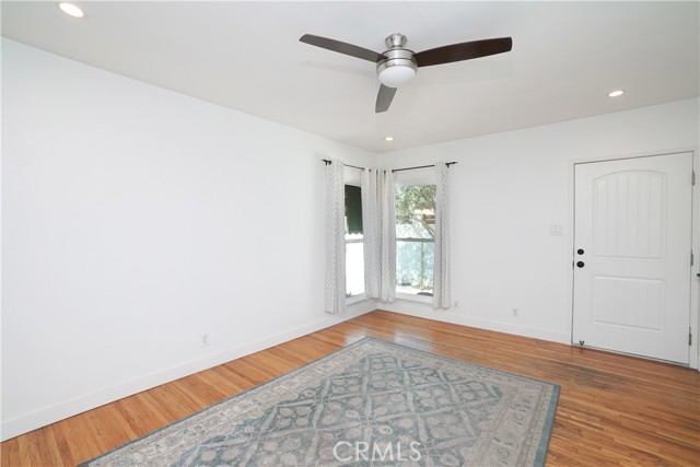 Detail Gallery Image 5 of 50 For 1238 N Kenwood, Burbank,  CA 91505 - – Beds | – Baths