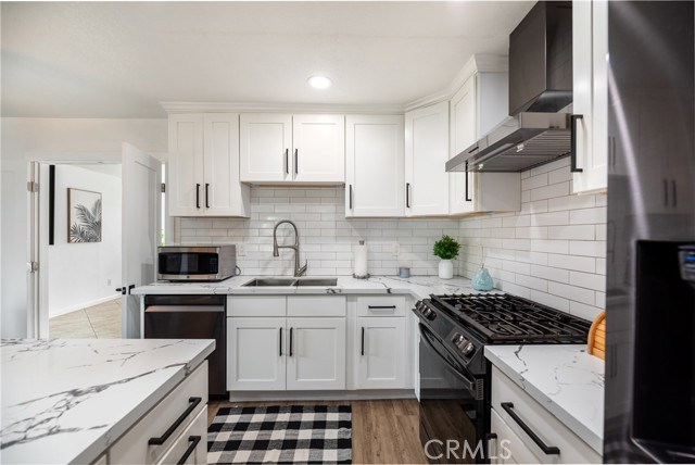 20869 Moonlake Street, Walnut CA: https://media.crmls.org/medias/8447678b-f85f-4714-8561-41bd25827c61.jpg