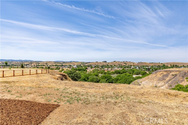 Detail Gallery Image 51 of 64 For 13165 N Bluffs Ct, San Miguel,  CA 93451 - 4 Beds | 2/1 Baths