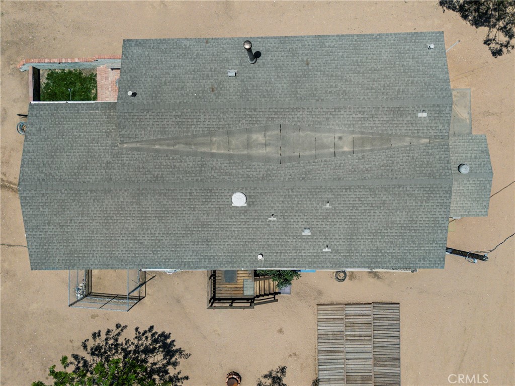 https://media.crmls.org/medias/8447b958-baf5-43fa-9933-006c9bedf038.jpg?preset=X-Large