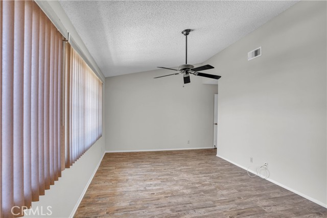 29331 Mawr Court, Menifee CA: https://media.crmls.org/medias/844897a9-7038-4fec-a510-42a55de35bef.jpg