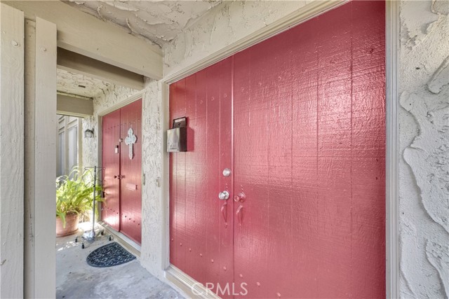 10358 Powderhorn River Court, Fountain Valley CA: https://media.crmls.org/medias/84492162-0370-49e2-ae69-9ed604fb401f.jpg