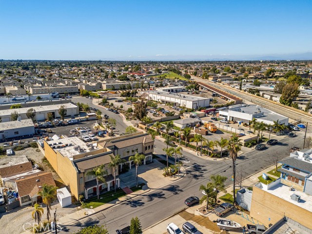 Image 29 of 34 For 8891 Watson Street