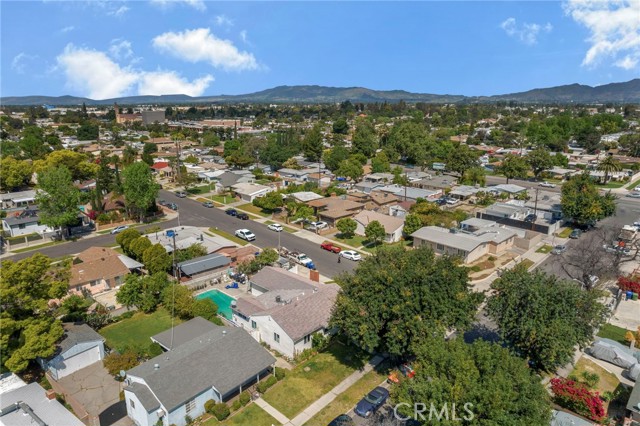 Detail Gallery Image 14 of 27 For 8223 Mammoth Ave, Panorama City,  CA 91402 - 3 Beds | 2 Baths