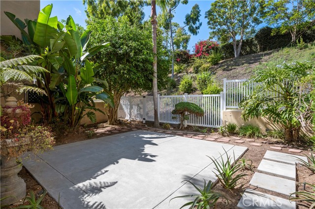 Detail Gallery Image 25 of 28 For 21015 Tomlee Ave, Torrance,  CA 90503 - 4 Beds | 3 Baths