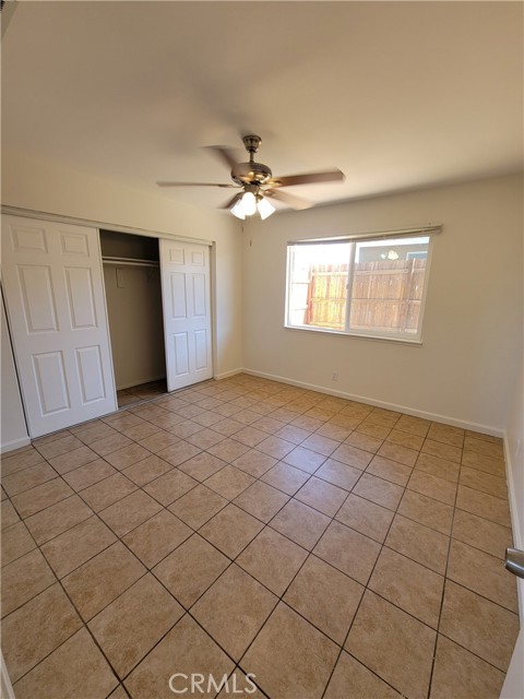 Detail Gallery Image 5 of 9 For 16001 Green Hill #1,  Victorville,  CA 92394 - 2 Beds | 1 Baths